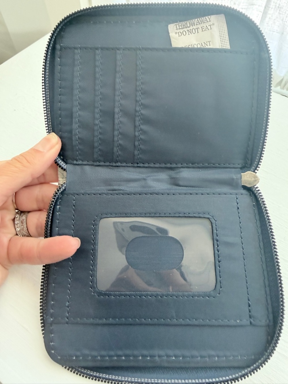 Star Wars Light Gray & Navy Rebel Alliance Zip Wallet - Picture 3 of 3